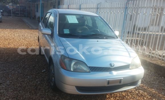 اشتري مستعمل Toyota Platz Gris سيارة في Kigali في Rwanda اشتري مستعمل Toyota Platz Gris سيارة في Kigali في Rwanda