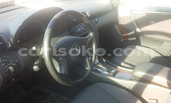 اشتري مستعمل Mercedes-Benz 200 Gris سيارة في Kigali في Rwanda اشتري مستعمل Mercedes-Benz 200 Gris سيارة في Kigali في Rwanda