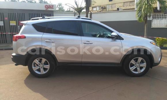 Sayi Na hannu Toyota RAV4 Gris Mota in Kigali a Rwanda Sayi Na hannu Toyota RAV4 Gris Mota in Kigali a Rwanda