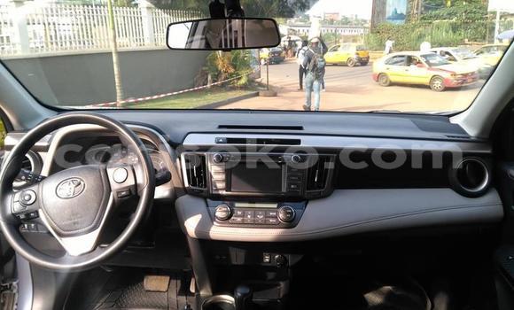 Sayi Na hannu Toyota RAV4 Gris Mota in Kigali a Rwanda Sayi Na hannu Toyota RAV4 Gris Mota in Kigali a Rwanda