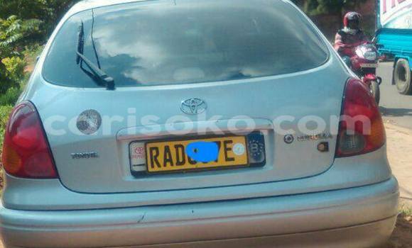 اشتري مستعمل Toyota Corolla Gris سيارة في Gicumbi في Rwanda اشتري مستعمل Toyota Corolla Gris سيارة في Gicumbi في Rwanda