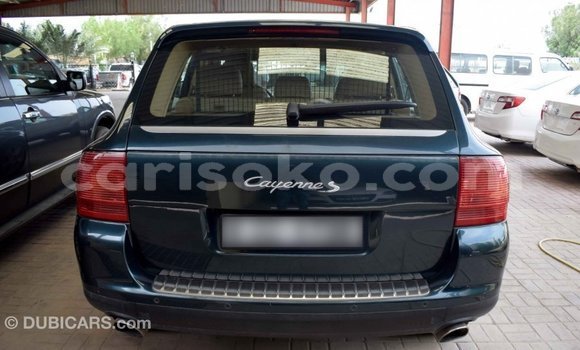 Sayi Imported Porsche Cayenne Vert Mota in Import - Dubai a Rwanda Sayi Imported Porsche Cayenne Vert Mota in Import - Dubai a Rwanda