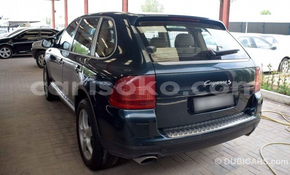 Sayi Imported Porsche Cayenne Vert Mota in Import - Dubai a Rwanda Sayi Imported Porsche Cayenne Vert Mota in Import - Dubai a Rwanda