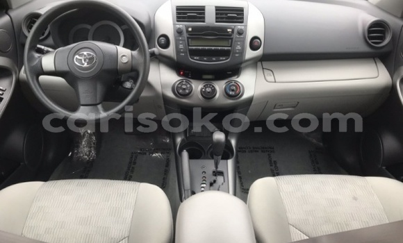اشتري Imported Toyota RAV4 Autre سيارة في Kigali في Rwanda اشتري Imported Toyota RAV4 Autre سيارة في Kigali في Rwanda