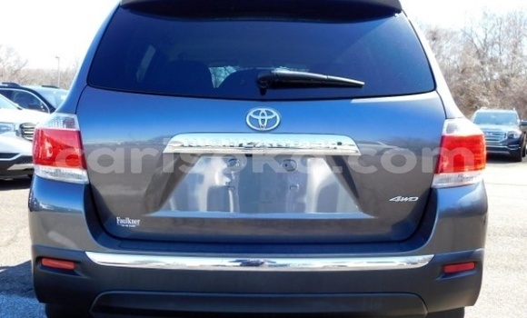 Sayi Imported Toyota Highlander Autre Mota in Nyanza a Rwanda Sayi Imported Toyota Highlander Autre Mota in Nyanza a Rwanda