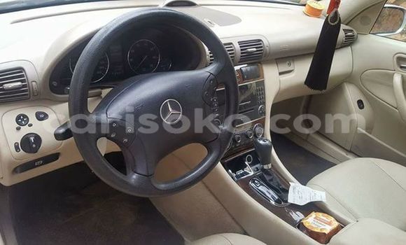 اشتري مستعمل Mercedes-Benz C–Class Gris سيارة في Gicumbi في Rwanda اشتري مستعمل Mercedes-Benz C–Class Gris سيارة في Gicumbi في Rwanda