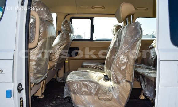 Sayi Imported Hyundai Accent Blanc Mota in Import - Dubai a Rwanda Sayi Imported Hyundai Accent Blanc Mota in Import - Dubai a Rwanda