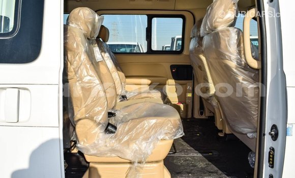 Sayi Imported Hyundai Accent Blanc Mota in Import - Dubai a Rwanda Sayi Imported Hyundai Accent Blanc Mota in Import - Dubai a Rwanda