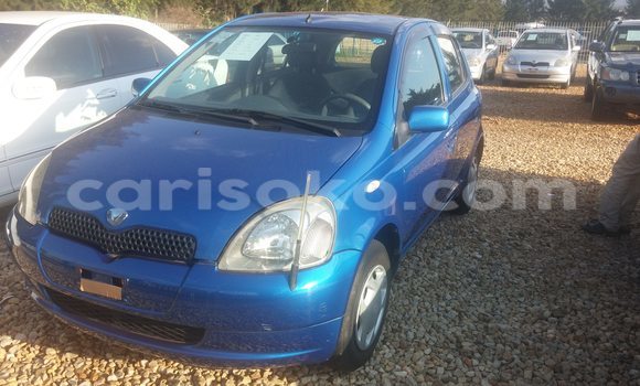 اشتري مستعمل Toyota Vitz Bleu سيارة في Kigali في Rwanda اشتري مستعمل Toyota Vitz Bleu سيارة في Kigali في Rwanda
