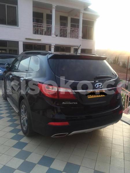 Big with watermark hyundai grand santa fe yannick 0782832668 28m 35k auto