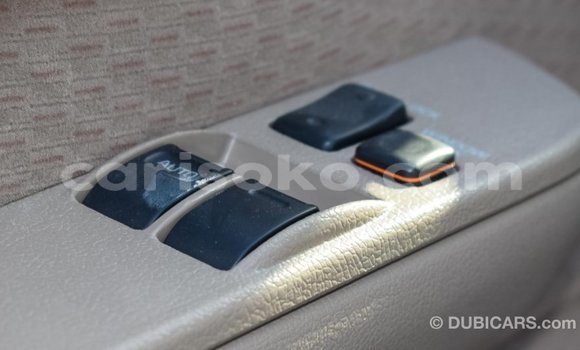 Acheter Import Voiture Toyota Land Cruiser Beige à Import - Dubai, Rwanda Acheter Import Voiture Toyota Land Cruiser Beige à Import - Dubai, Rwanda