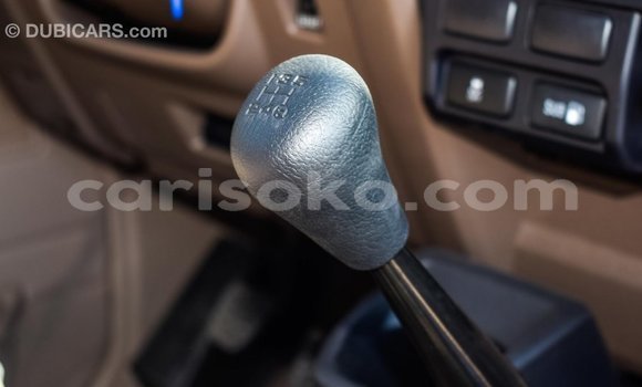 Acheter Import Voiture Toyota Land Cruiser Beige à Import - Dubai, Rwanda Acheter Import Voiture Toyota Land Cruiser Beige à Import - Dubai, Rwanda