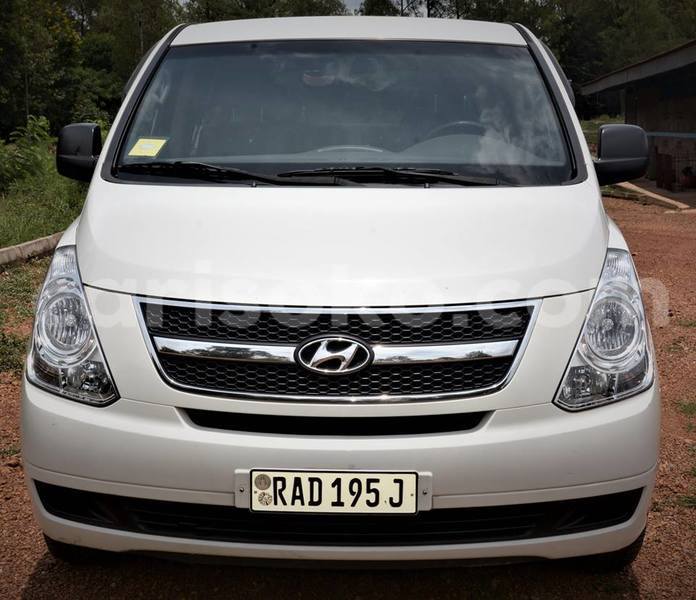 Big with watermark hyundai starex cvx 0 788 547 719 korea motors