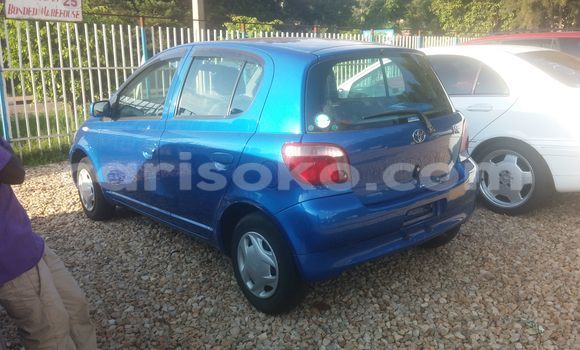اشتري مستعمل Toyota Vitz Bleu سيارة في Kigali في Rwanda اشتري مستعمل Toyota Vitz Bleu سيارة في Kigali في Rwanda