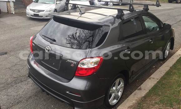 Sayi Na hannu Toyota Matrix Noir Mota in Kigali a Rwanda Sayi Na hannu Toyota Matrix Noir Mota in Kigali a Rwanda