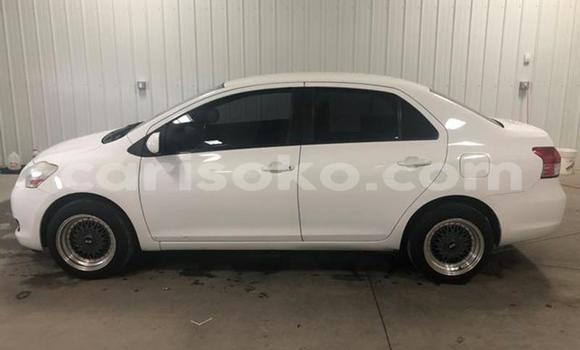 Sayi Na hannu Toyota Yaris Verso Blanc Mota in Kigali a Rwanda Sayi Na hannu Toyota Yaris Verso Blanc Mota in Kigali a Rwanda