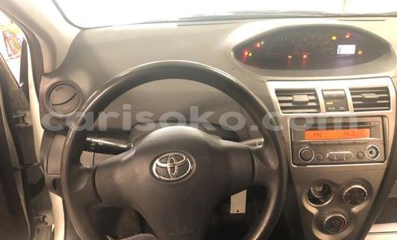 Sayi Na hannu Toyota Yaris Verso Blanc Mota in Kigali a Rwanda Sayi Na hannu Toyota Yaris Verso Blanc Mota in Kigali a Rwanda