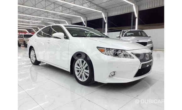 اشتري Imported Lexus ES Blanc سيارة في Import - Dubai في Rwanda اشتري Imported Lexus ES Blanc سيارة في Import - Dubai في Rwanda
