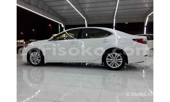 اشتري Imported Lexus ES Blanc سيارة في Import - Dubai في Rwanda اشتري Imported Lexus ES Blanc سيارة في Import - Dubai في Rwanda