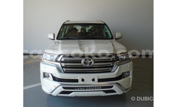 Acheter Import Voiture Toyota Land Cruiser Autre à Import - Dubai, Rwanda Acheter Import Voiture Toyota Land Cruiser Autre à Import - Dubai, Rwanda