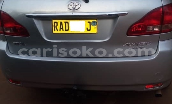Sayi Na hannu Toyota Avensis Verso Gris Mota in Kigali a Rwanda Sayi Na hannu Toyota Avensis Verso Gris Mota in Kigali a Rwanda