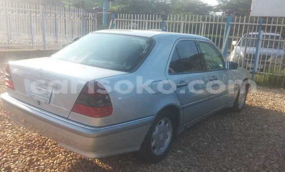 اشتري مستعمل Mercedes-Benz 200 Gris سيارة في Kigali في Rwanda اشتري مستعمل Mercedes-Benz 200 Gris سيارة في Kigali في Rwanda