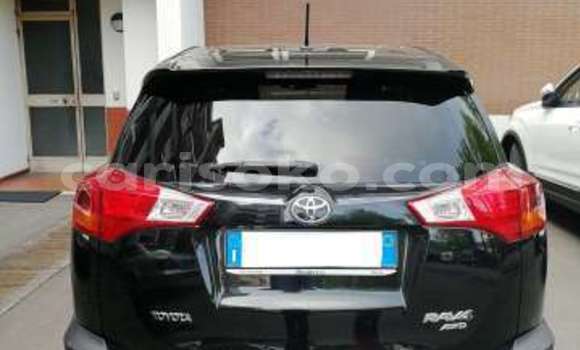 Sayi Na hannu Toyota RAV4 Noir Mota in Kigali a Rwanda Sayi Na hannu Toyota RAV4 Noir Mota in Kigali a Rwanda