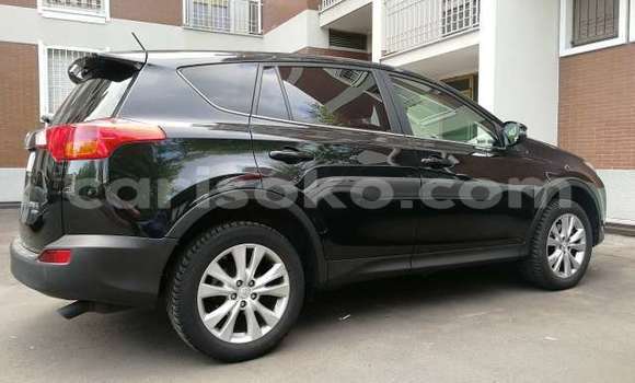 Sayi Na hannu Toyota RAV4 Noir Mota in Kigali a Rwanda Sayi Na hannu Toyota RAV4 Noir Mota in Kigali a Rwanda