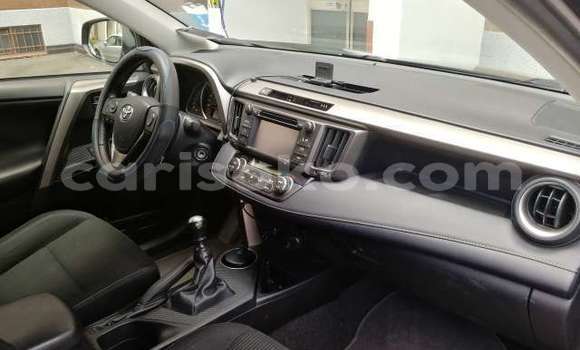 Sayi Na hannu Toyota RAV4 Noir Mota in Kigali a Rwanda Sayi Na hannu Toyota RAV4 Noir Mota in Kigali a Rwanda
