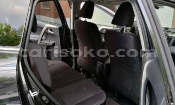 Sayi Na hannu Toyota RAV4 Noir Mota in Kigali a Rwanda Sayi Na hannu Toyota RAV4 Noir Mota in Kigali a Rwanda