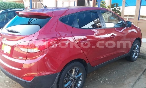 Buy Used Hyundai Tucson Red Car in Kigali in Rwanda Buy Used Hyundai Tucson Red Car in Kigali in Rwanda