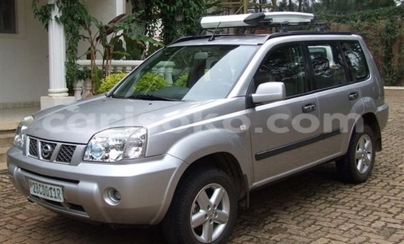 اشتري مستعمل Nissan X–Trail Autre سيارة في Kigali في Rwanda