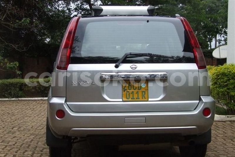 Big with watermark nissan x trail 2006 0784371765 marc 86000usd 81500km kacyiru 3