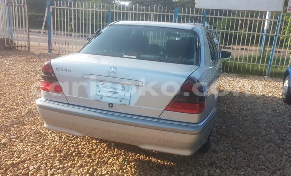 اشتري مستعمل Mercedes-Benz 200 Gris سيارة في Kigali في Rwanda اشتري مستعمل Mercedes-Benz 200 Gris سيارة في Kigali في Rwanda