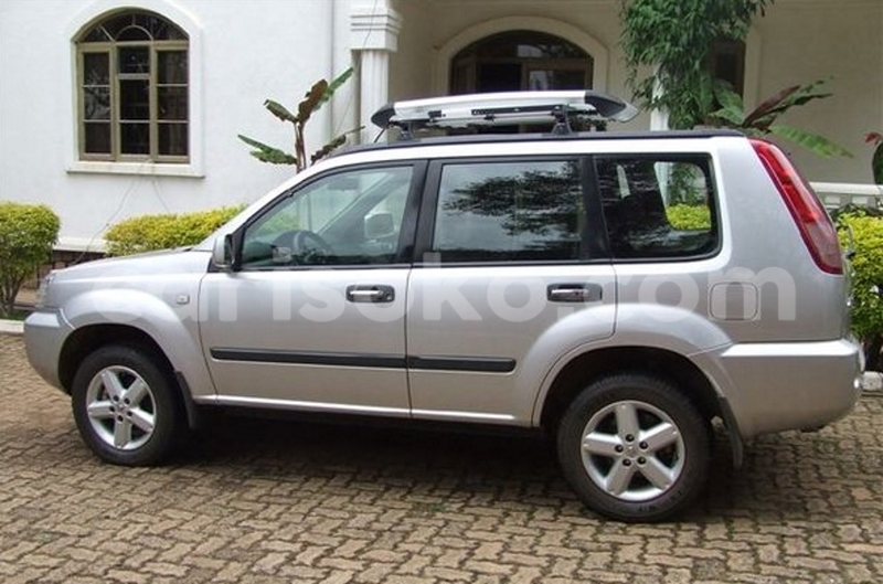 Big with watermark nissan x trail 2006 0784371765 marc 86000usd 81500km kacyiru 2