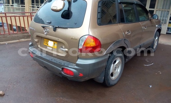 Sayi Na hannu Hyundai Santa Fe Marron Mota in Kigali a Rwanda Sayi Na hannu Hyundai Santa Fe Marron Mota in Kigali a Rwanda