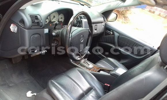 اشتري مستعمل Mercedes-Benz ML–Class Noir سيارة في Gicumbi في Rwanda اشتري مستعمل Mercedes-Benz ML–Class Noir سيارة في Gicumbi في Rwanda
