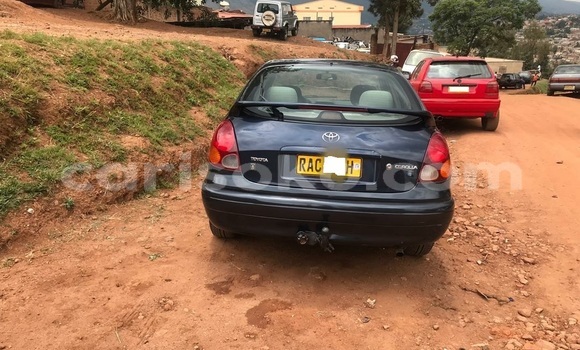 اشتري مستعمل Toyota Corolla Noir سيارة في Kigali في Rwanda اشتري مستعمل Toyota Corolla Noir سيارة في Kigali في Rwanda