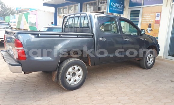 Sayi Na hannu Toyota Hilux Noir Mota in Kigali a Rwanda Sayi Na hannu Toyota Hilux Noir Mota in Kigali a Rwanda