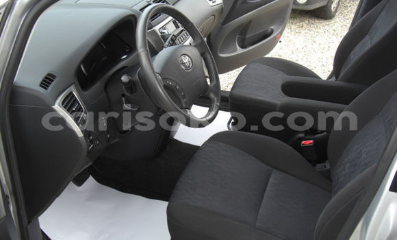 Sayi Imported Toyota Avensis Verso Gris Mota in Kigali a Rwanda Sayi Imported Toyota Avensis Verso Gris Mota in Kigali a Rwanda