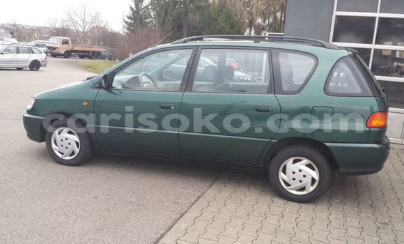 Sayi Imported Toyota Picnic Vert Mota in Gitarama a Gitarama Sayi Imported Toyota Picnic Vert Mota in Gitarama a Gitarama