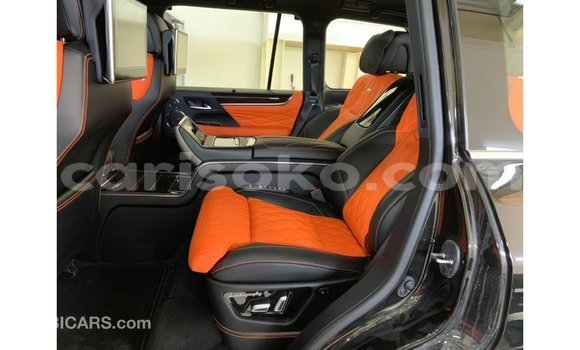 Acheter Import Voiture Lexus LX Noir à Import - Dubai, Rwanda Acheter Import Voiture Lexus LX Noir à Import - Dubai, Rwanda