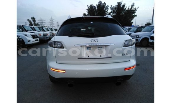 Acheter Import Voiture Infiniti FX Blanc à Import - Dubai, Rwanda Acheter Import Voiture Infiniti FX Blanc à Import - Dubai, Rwanda