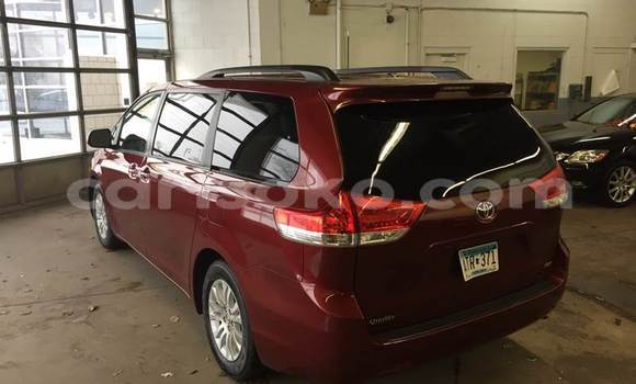 Buy Used Toyota Sienna Beige Car in Kigali in Rwanda Buy Used Toyota Sienna Beige Car in Kigali in Rwanda