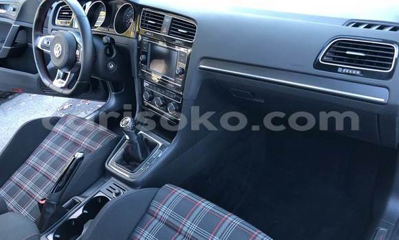 Sayi Na hannu Volkswagen Golf Beige Mota in Kigali a Rwanda Sayi Na hannu Volkswagen Golf Beige Mota in Kigali a Rwanda