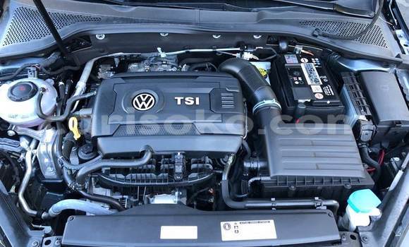 Sayi Na hannu Volkswagen Golf Beige Mota in Kigali a Rwanda Sayi Na hannu Volkswagen Golf Beige Mota in Kigali a Rwanda