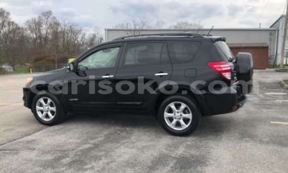 Sayi Imported Toyota RAV4 Noir Mota in Kigali a Rwanda Sayi Imported Toyota RAV4 Noir Mota in Kigali a Rwanda