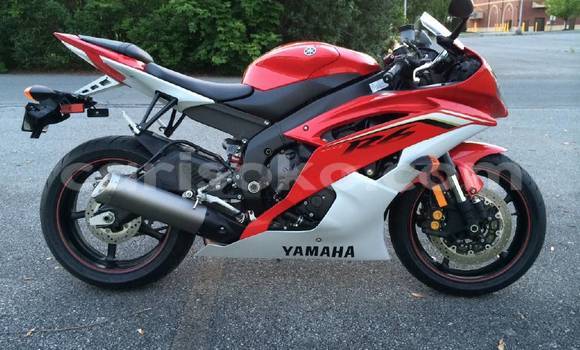 اشتري مستعمل Yamaha YZF Rouge دراجة نارية في Byumba في Byumba