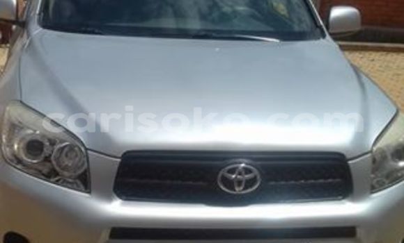 اشتري مستعمل Toyota RAV4 Gris سيارة في Gicumbi في Rwanda اشتري مستعمل Toyota RAV4 Gris سيارة في Gicumbi في Rwanda