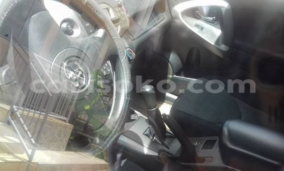 اشتري مستعمل Toyota RAV4 Gris سيارة في Gicumbi في Rwanda اشتري مستعمل Toyota RAV4 Gris سيارة في Gicumbi في Rwanda